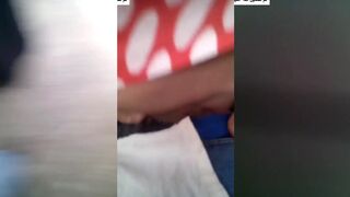 مدير المكتب يخلي موظفة منيوكة تمص زبه