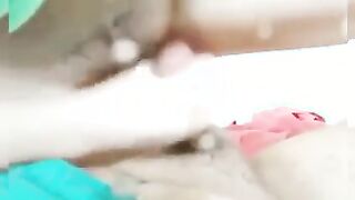 قذف كس خمس مرات لبوه اربعينيه راكبه فوق الزب