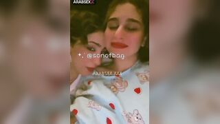 بنات منحرفة فاتحين لايف ومياصة ملهاش حل نيك وبعبصة ولحس بزاز - سكس عربي