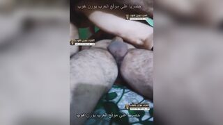 سكس جماعي مصري - يشتري شرموطة و يدخل زبه و زب صاحبة في كسها و طيزها مع بعض