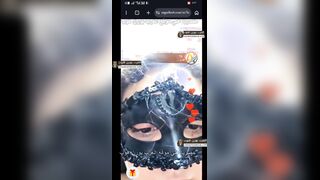 المتناكة ترقص بالبرا الاحمر و هو يمص بزازها المولعه علشان يعشر كسها نيك